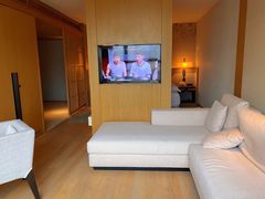 -杭州逸酒店(西湖武林店)