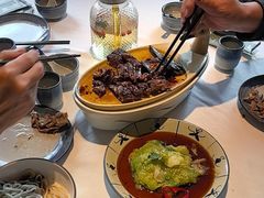 -八府香鸭·啫啫煲(华山路店)