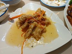 -老码头黑皮肘子锅包肉(赣水路店)