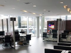 -北京鹏龙大道奔驰4S店(纪家庙店)