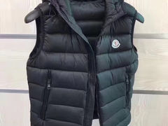 -MONCLER(武汉国际广场店)