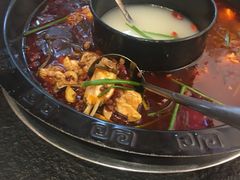 -重庆烧鸡公火锅(簋街店)