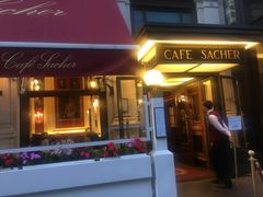 -Cafe Sacher(WIEN)