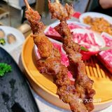 牛肉火锅吃过瘾[得意]左庭右院第100家店