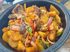 -老钟家烤羊排·敦伊阁清真餐厅胡羊焖饼