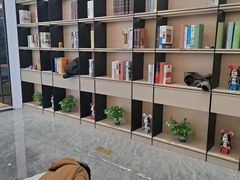 -红星美凯龙全球家居生活广场卡子门店-停车场