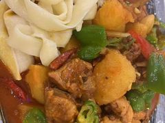 特色的大盘鸡-维吾尔餐厅(宜山路店)