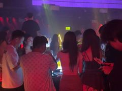 -V AMUSING CLUB·酒吧(银河中心店)