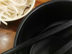 -丽虹云南过桥米线(兴工街店)