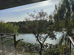 -上海怡沁园度假酒店