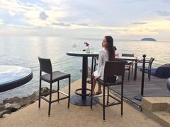 -Sunset Bar(丹绒亚路香格里拉店)