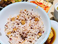 -老乡鸡(上海白玉兰广场店)