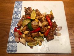 -云海肴·汽锅鸡·云南菜(天山百盛优客店)