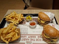 -The Habit Burger Grill 哈比特汉堡(爱琴海店)