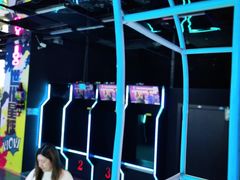 -世代星球·保龄球·镭战真人CS·团建(杨浦店)