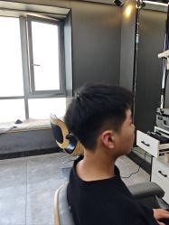 -藤野造型烫发染发