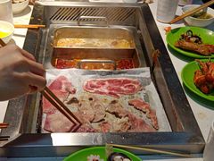 -新艺自助美食城(中山路店)
