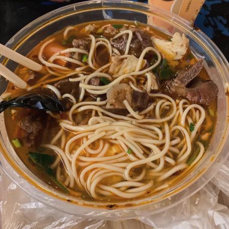 重庆小面之章小面(江南新城店)-"堂食过 外卖也点过好几次了晚上关门
