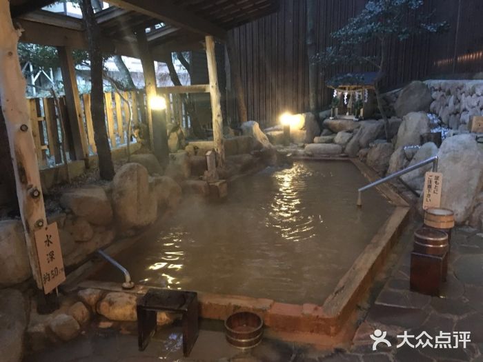 月光园游月山庄图片