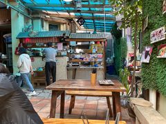 大堂-老宅原住民沙茶面精品小吃(龙头路店)