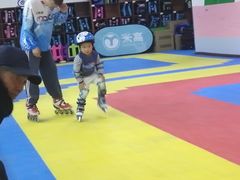 -米高轮滑·自由式轮滑·速桩·滑板(锦辉店)