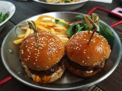 -The BREW·酿餐厅(浦东嘉里大酒店)