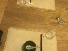 餐具摆设-生机蔬食·24节气料理餐厅(番禺广场店)