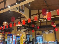 -富正毅三下锅·湘西韵味(天门山索道店)