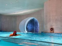 -涨巢·潮玩水疗局