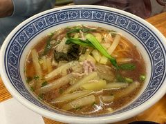 -沪西老弄堂面馆(定西路店)