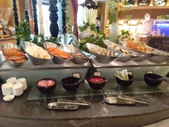 自助取餐区-西安高新希尔顿酒店·咖啡露台西餐厅