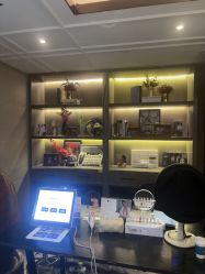 -香榭丽舍·生物护肤·问题肌护理中心