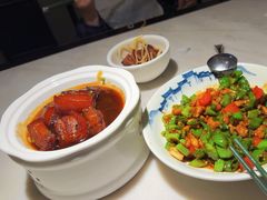 -小菜园新徽菜(镇江丹阳吾悦店)
