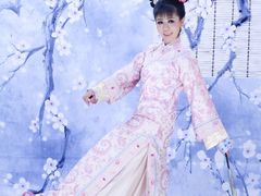 若曦-九月鹰飞汉服摄影工作室