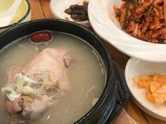 -长寿参鸡汤(朝韩风情街店)