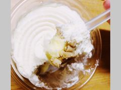 -红宝石·鲜奶小方·海派西点房(南丹店)