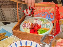 -黄记煌三汁焖锅(新佳丽江汉路店)