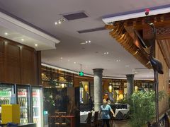 -八府香鸭·啫啫煲(华山路店)