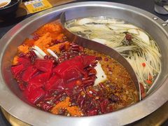 -沸炉重庆老火锅(军事博物馆店)