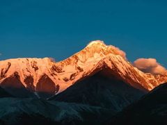 -贡嘎雪山