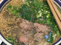 -云阿蛮云南生烫牛肉米线(奉贤路店)