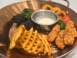 -奈尔宝家庭中心·亲子餐厅(鄞州万达店)