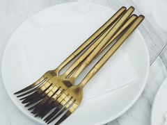 -UNI UNI(环亚凯瑟琳店)