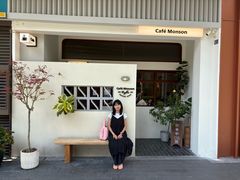-Café Monson
