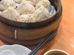 -莱莱小笼·乔艾