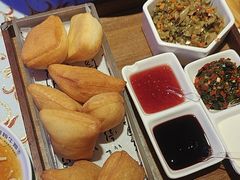 -巴特餐饮6加1音乐餐吧·新疆菜