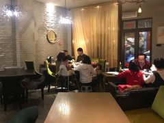 大堂-梧桐树下(云锦世家店)