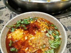 -肖肖酸萝卜鱼火锅(总店)