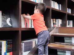 -钟书阁(松江泰晤士小镇店)