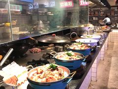 自助取餐区-阿财老铺·老蚌埠龙虾城(华夏总店)